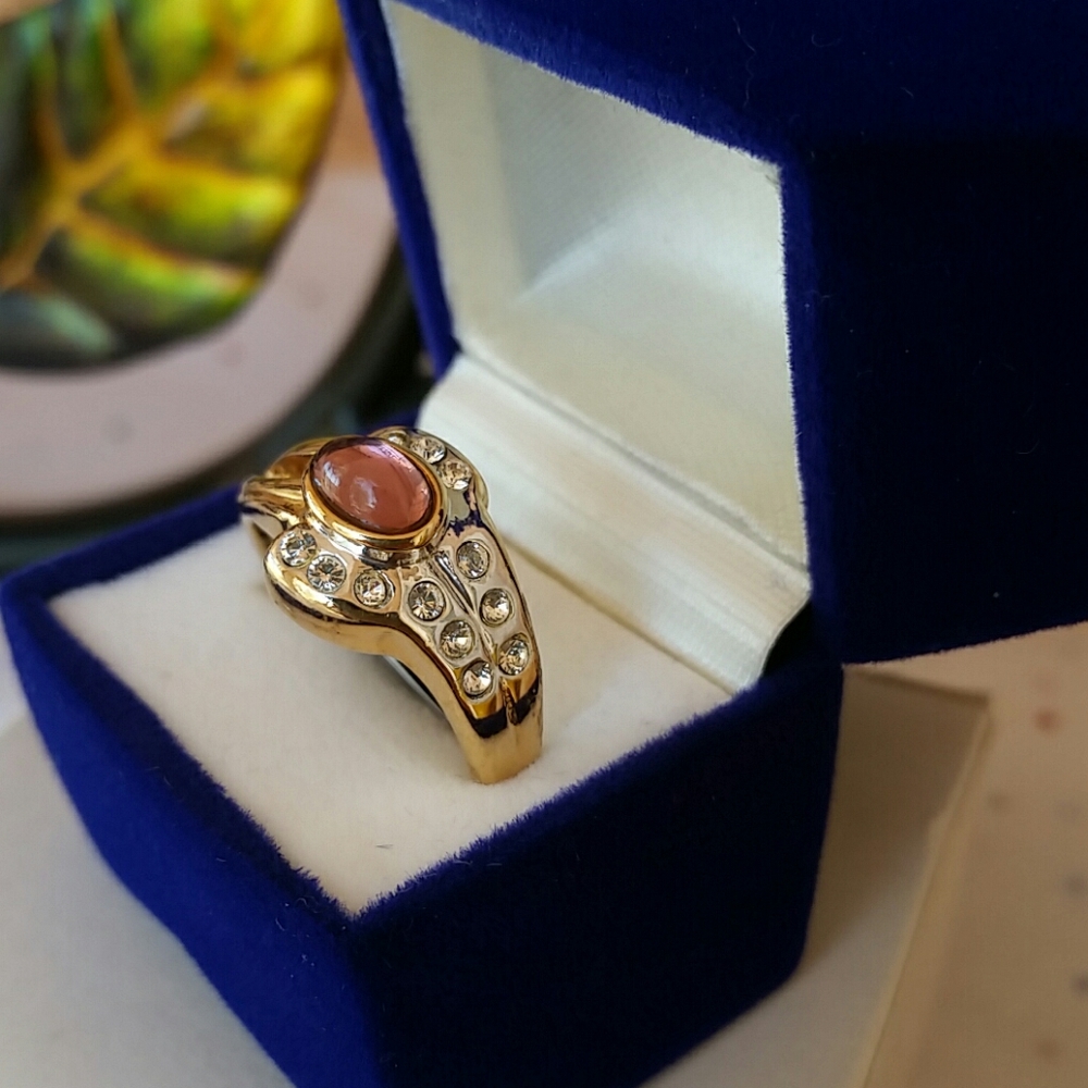 Cubic Zirconia Light Amethyst 18k Gold
